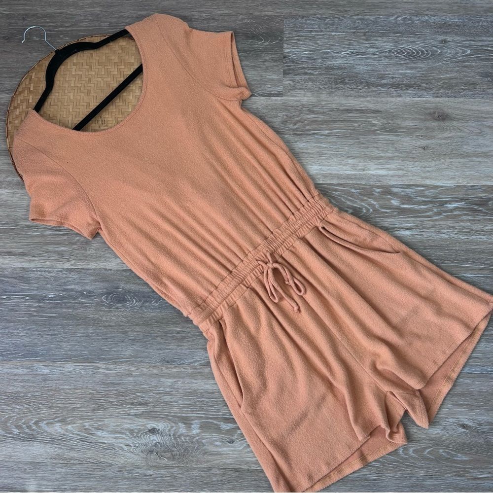Le‎ LIS Ultra soft romper drawstring Front twist back pockets